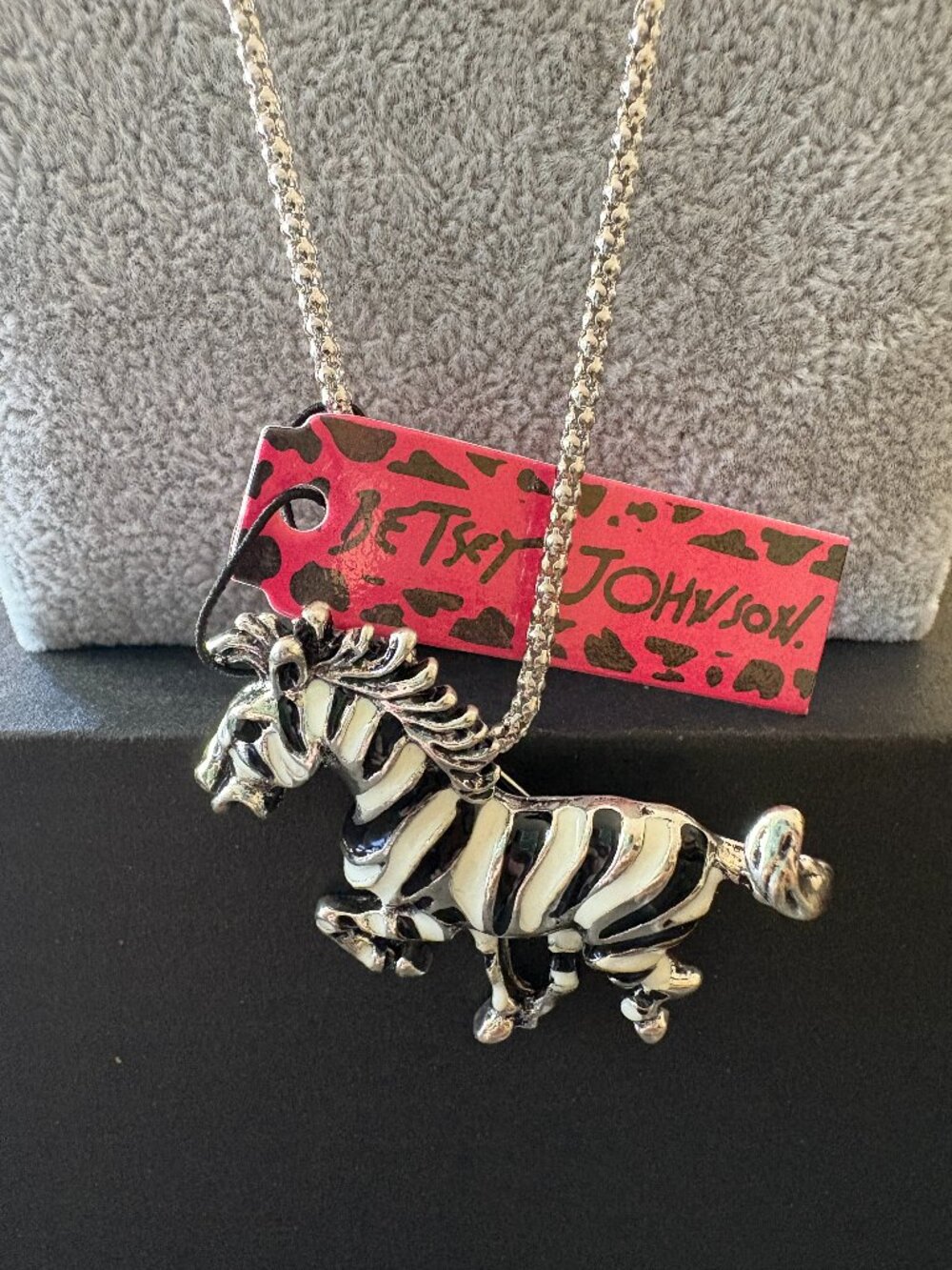 Betsey Johnson Zebra Pendant/Brooch - Silver Tone Necklace - NOS